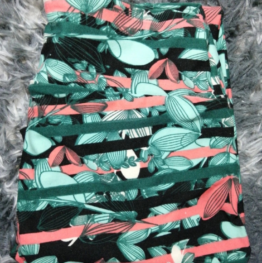 New Lularoe OS leggings